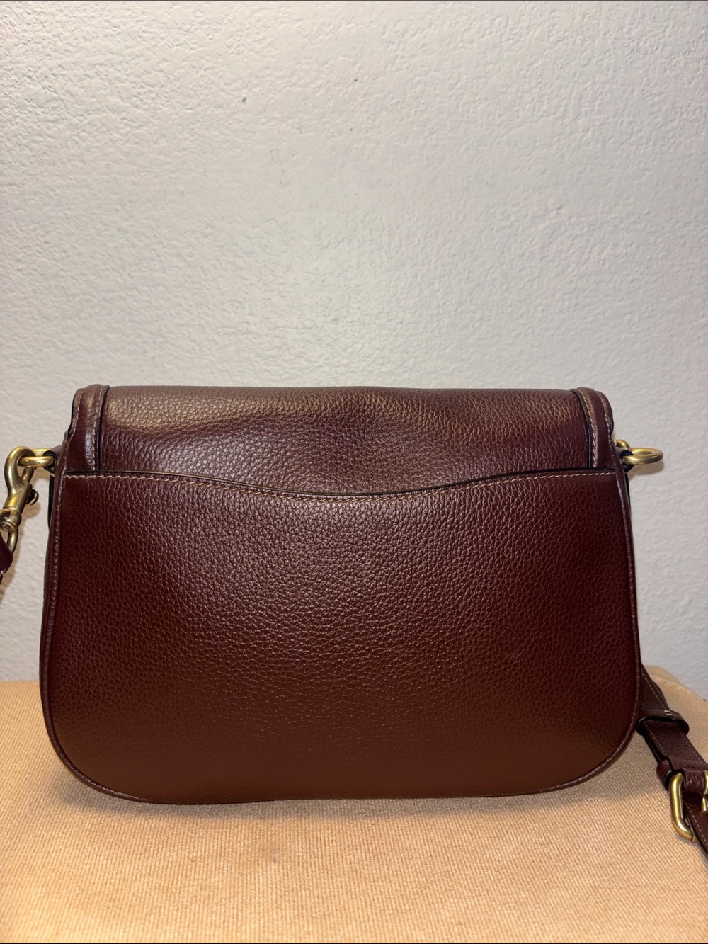 Coach Legacy Shoulder Bag - Picture 4 of 8